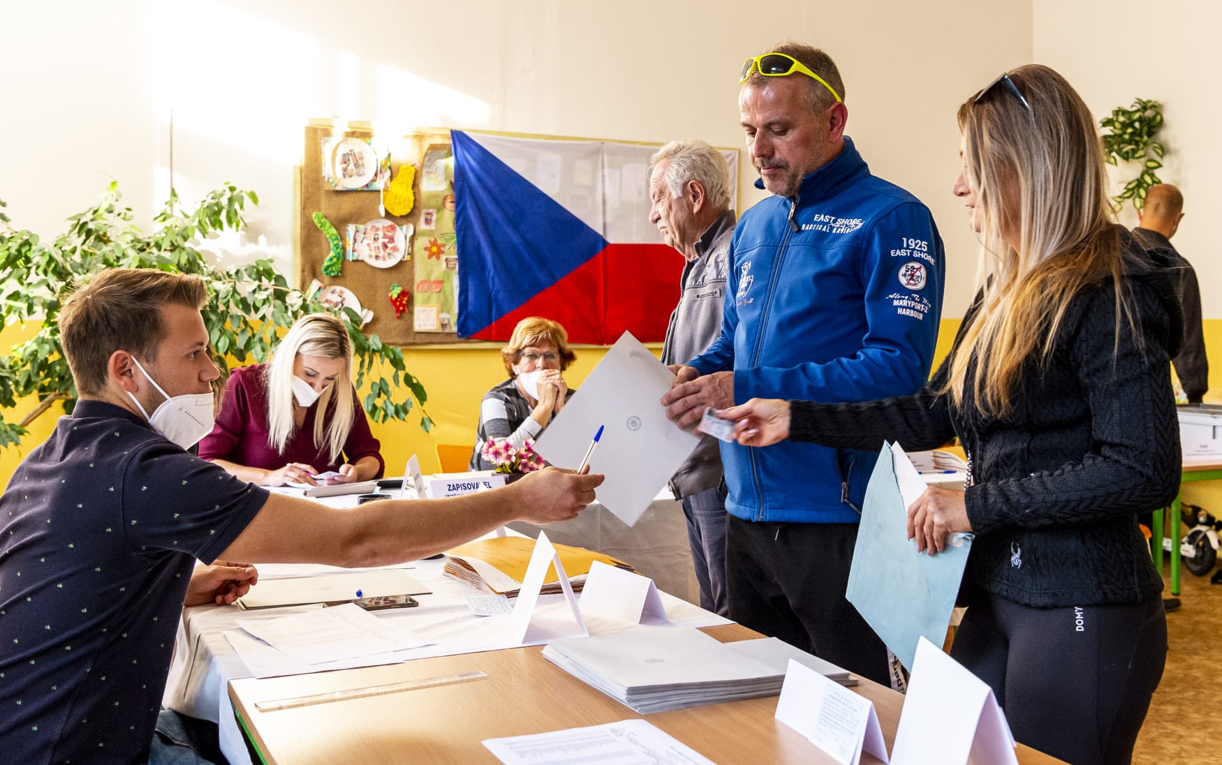 Более 3 миллионов чехов не собираются голосовать на предстоящих парламентских выборах: Причина – недоверие и отсутствие явного выбора