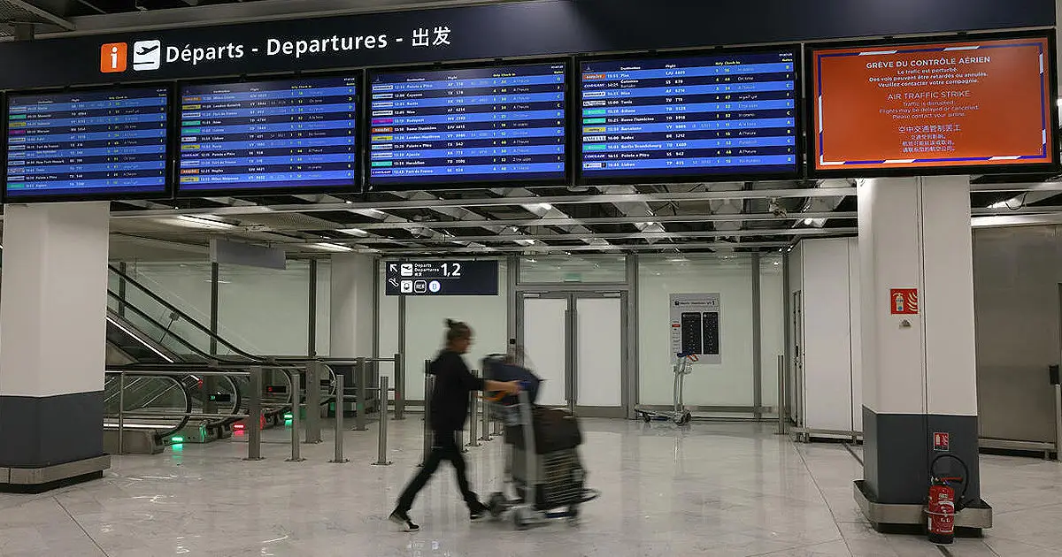 Забастовка авиадиспетчеров во Франции – отмена сотен рейсов, Ryanair и Air France